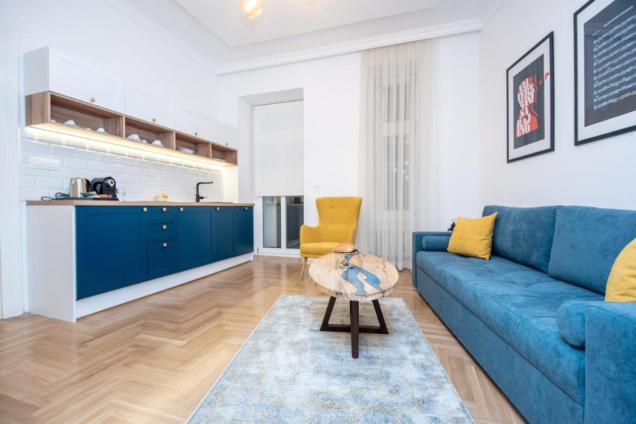 Megapolis City Center Suites Sarajevo Buitenkant foto