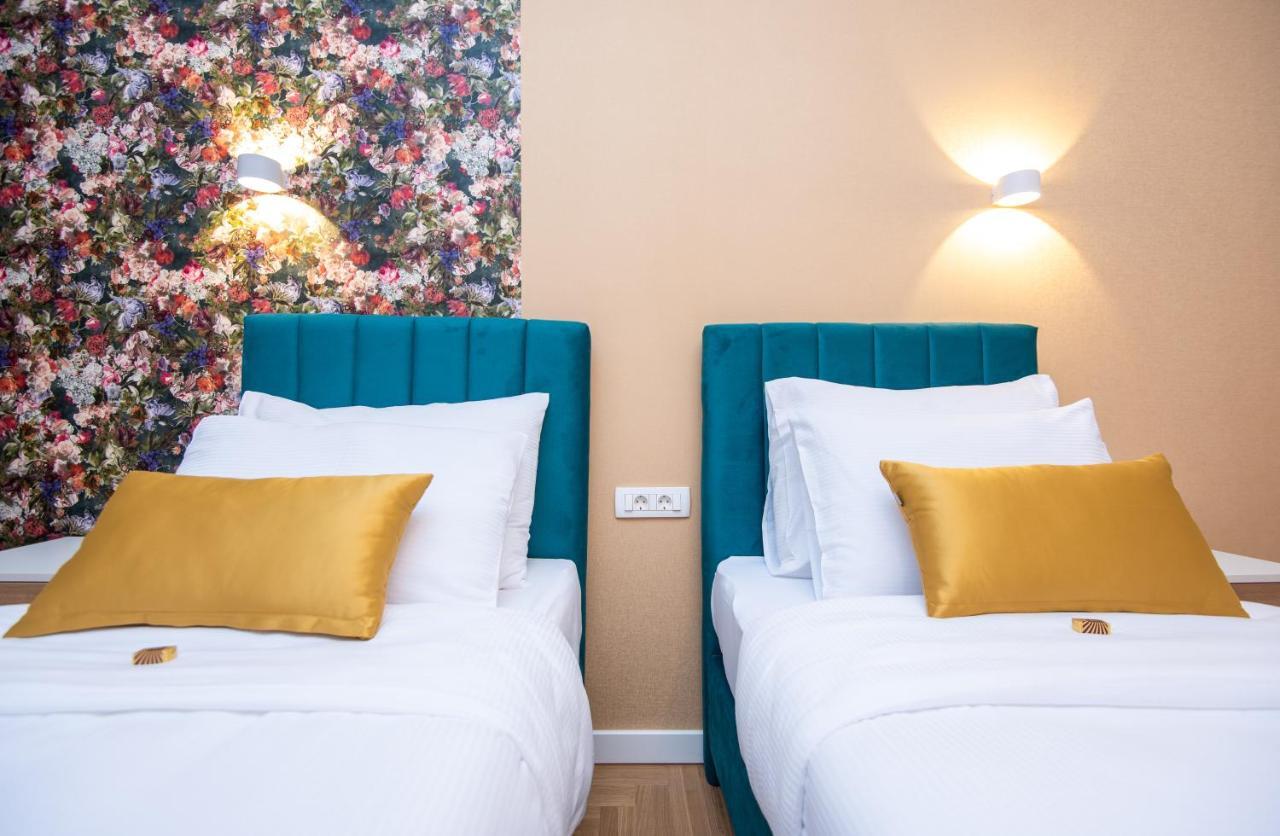 Megapolis City Center Suites Sarajevo Buitenkant foto